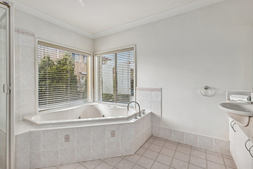 Sold - 7 Brookfield Way - New Property in Castle Hill - Real Estate by David Choy