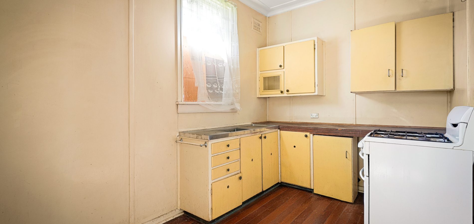 Sold - 5 Browning Place - New Property in Lalor Park - Real Estate by Arthur Kolovos