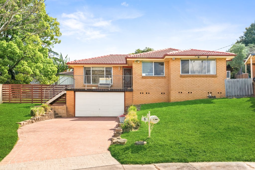 Sold - 5 Namoi Place - New Property in Toongabbie - Real Estate by Amit Nayak