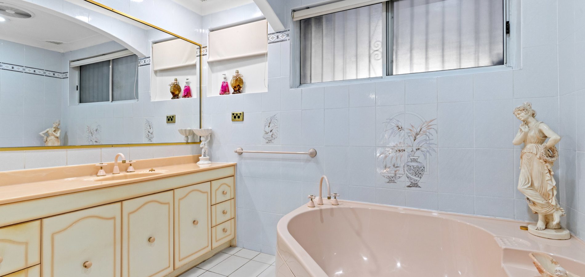 Sold - 117 Targo Road - New Property in Pendle Hill - Real Estate by Anita Mirosevic