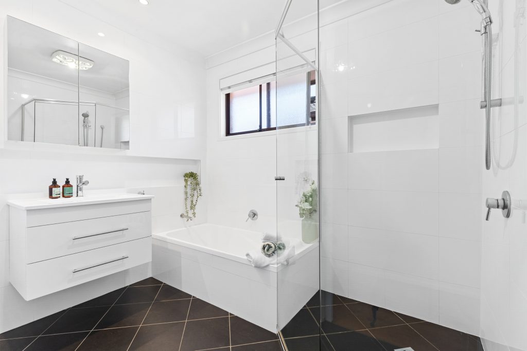 Sold - 15 Cleveley Avenue - New Property in Kings Langley - Real Estate by Kim McChlery