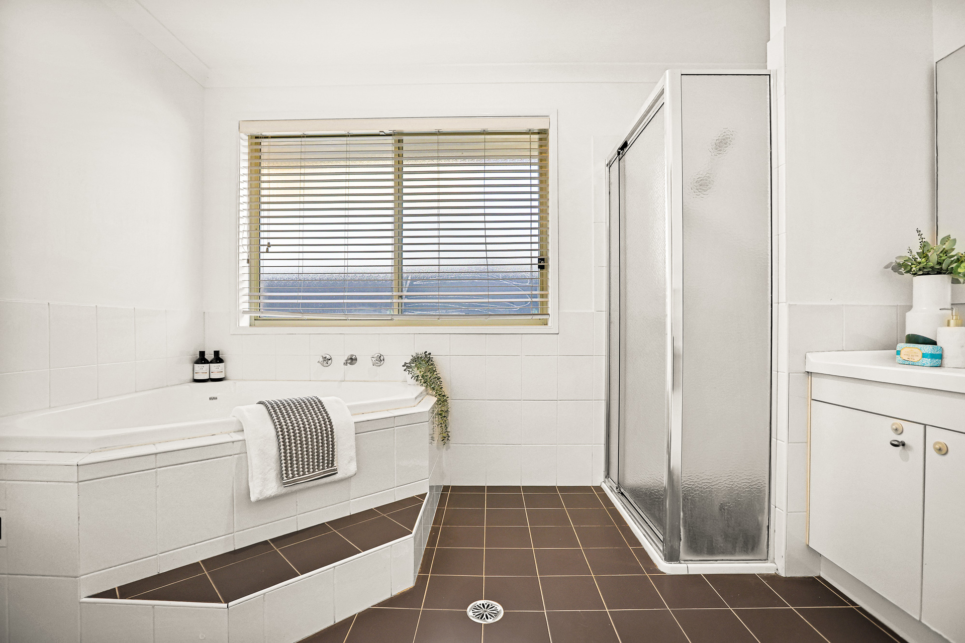 Sold - 20 Weeroona Place - New Property in Rouse Hill - Real Estate by Louis Stapleton