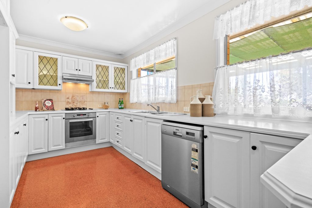 Sold - 110 Columbia Road - New Property in Seven Hills - Real Estate by Joel Hollings