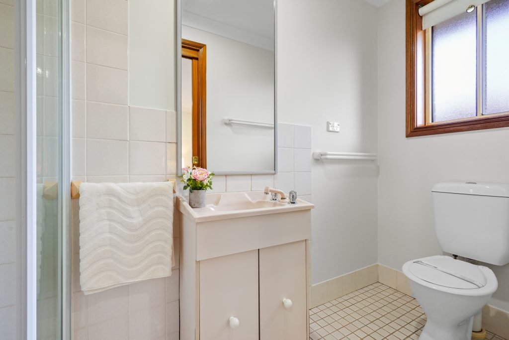 Sold - 5 Bursaria Crescent - New Property in Glenmore Park - Real Estate by Dianne Boros