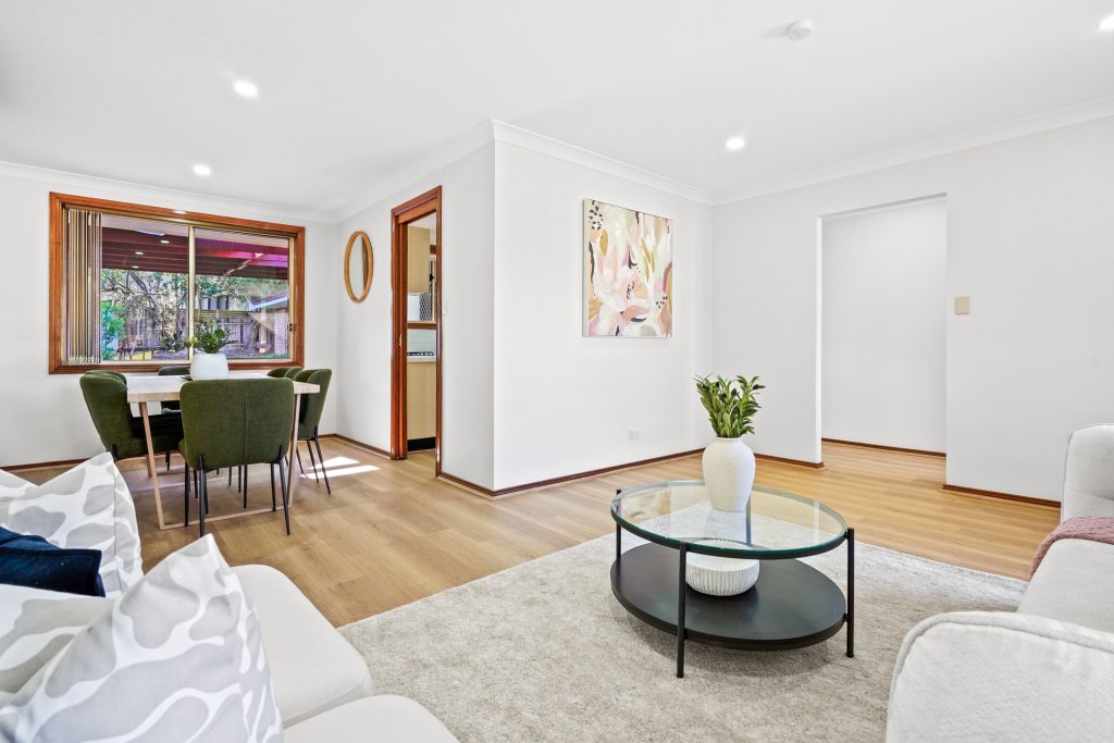 Sold - 5 Bursaria Crescent - New Property in Glenmore Park - Real Estate by Dianne Boros