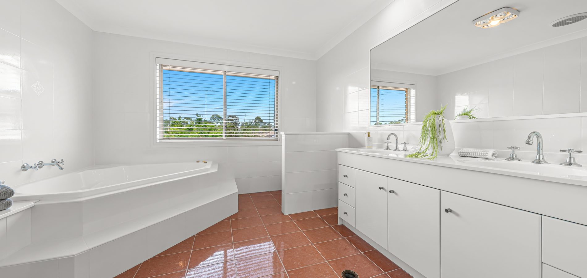 Sold - 9 Neiwand Avenue - New Property in Kellyville - Real Estate by Corie Sciberras