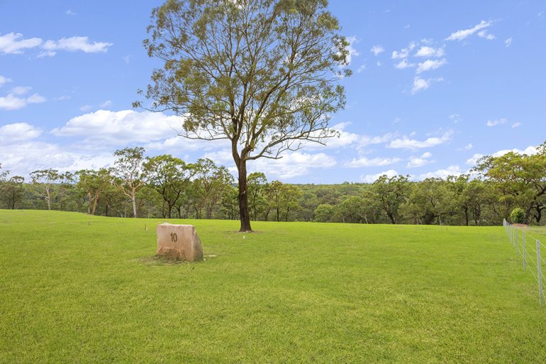 Sold - Lot 10/85 Gibbs Road - New Property in Kenthurst - Real Estate by Louis Stapleton