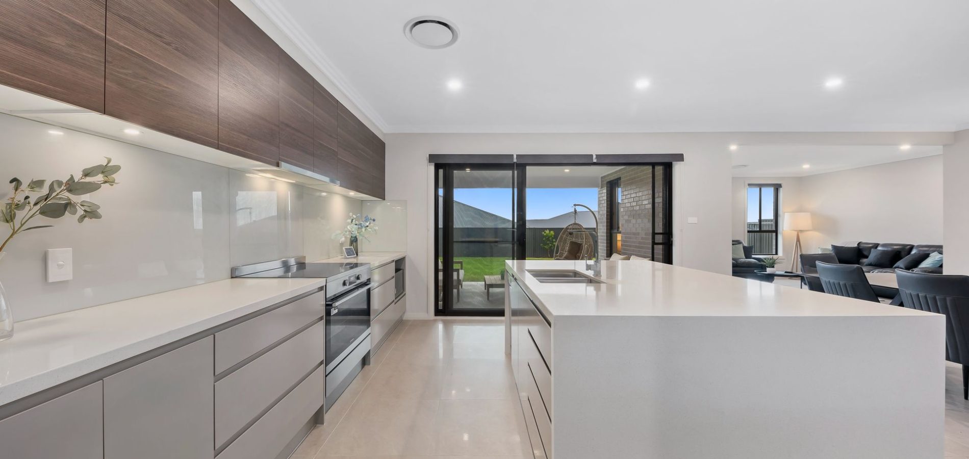 Sold - 68 Safari Drive - New Property in Silverdale - Real Estate by Peter Sutherland