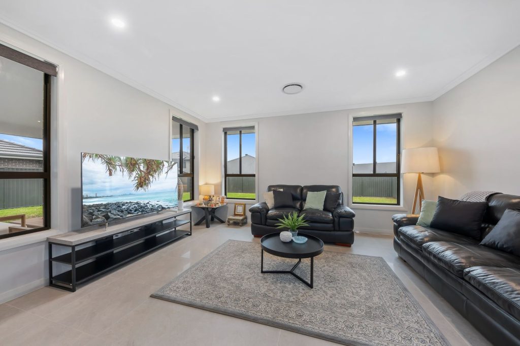 Sold - 68 Safari Drive - New Property in Silverdale - Real Estate by Peter Sutherland