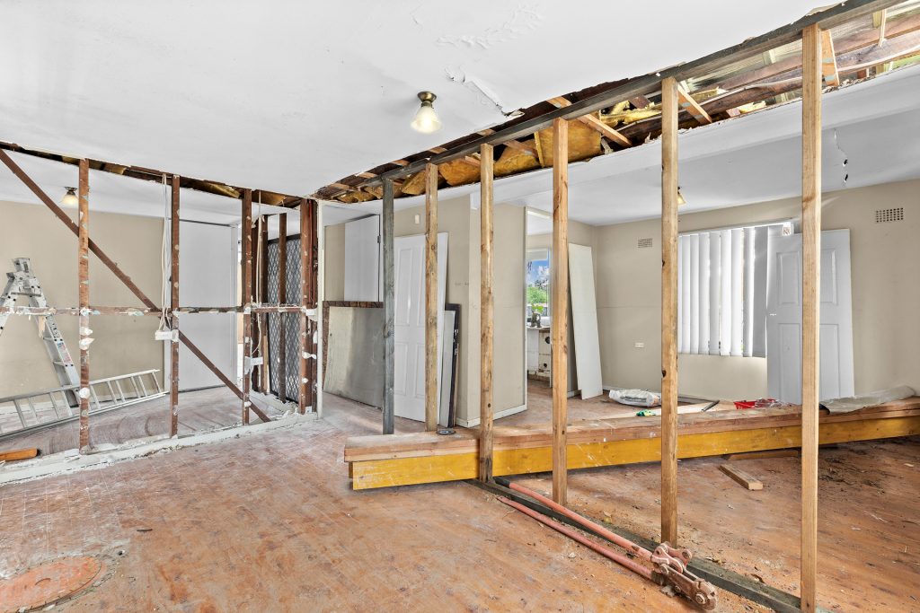 Sold - 655 & 655A Luxford Road - New Property in Bidwill - Real Estate by Peter Sutherland
