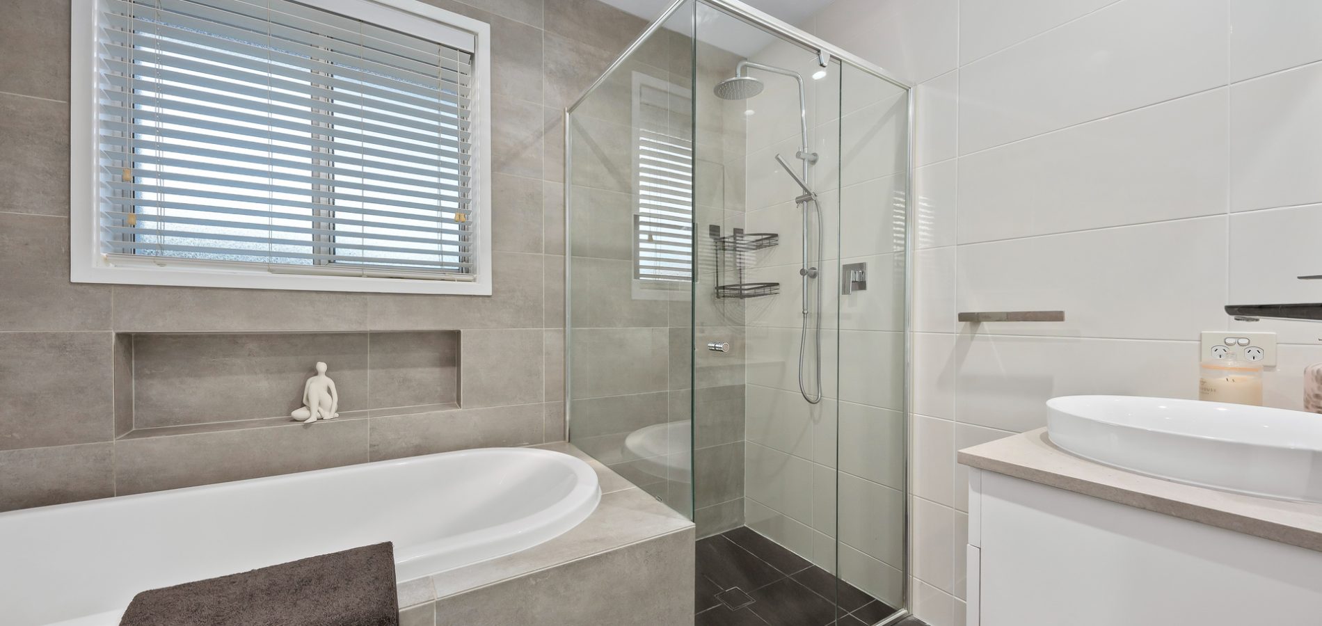 Sold - 3 Himalaya Crescent - New Property in Seven Hills - Real Estate by Joel Hollings
