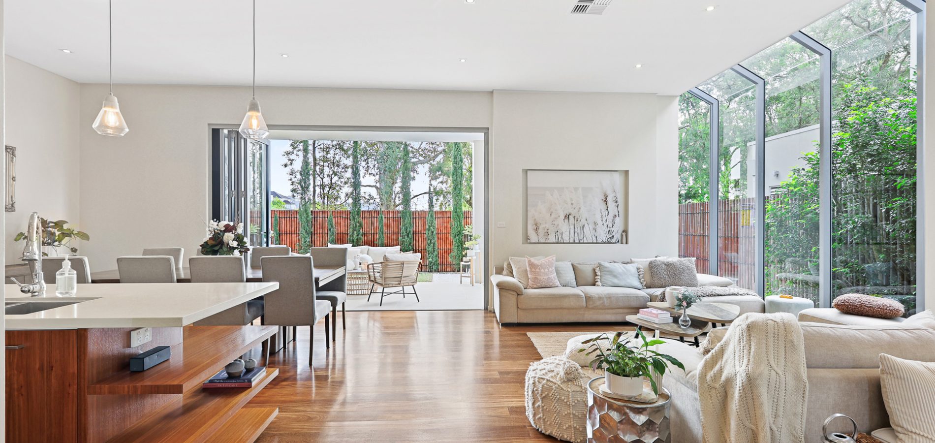 Sold - 10 The Pointe - New Property in Bella Vista - Real Estate by Maree McCrorie