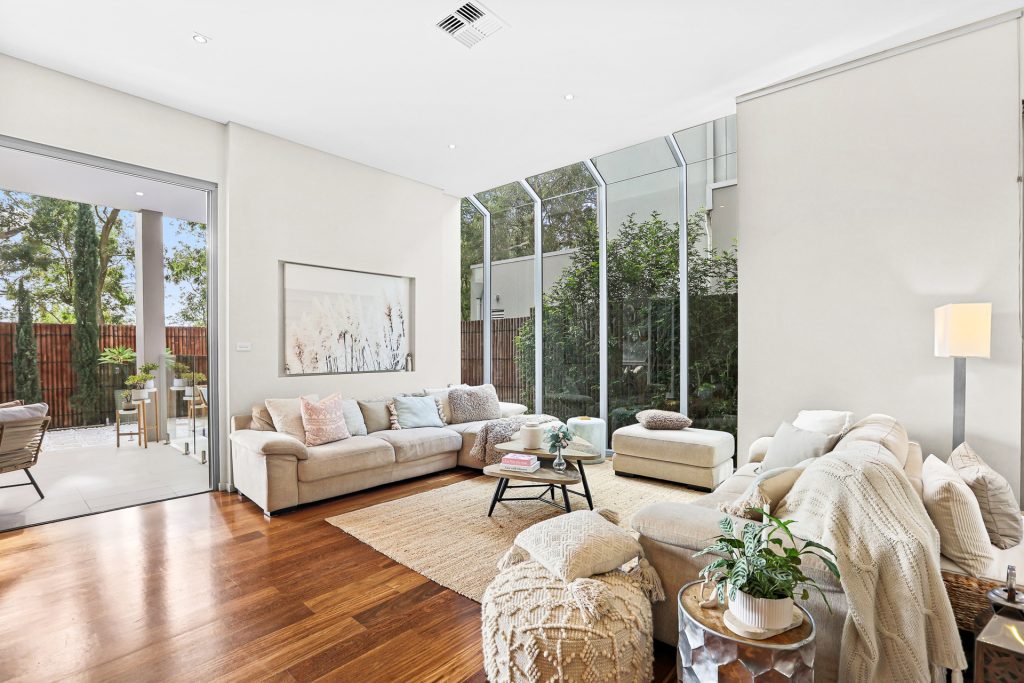 Sold - 10 The Pointe - New Property in Bella Vista - Real Estate by Maree McCrorie