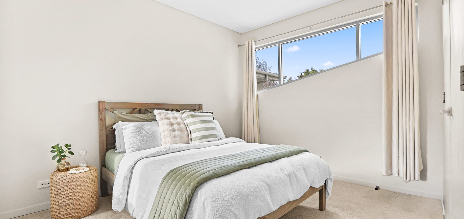 Sold - 10 The Pointe - New Property in Bella Vista - Real Estate by Maree McCrorie
