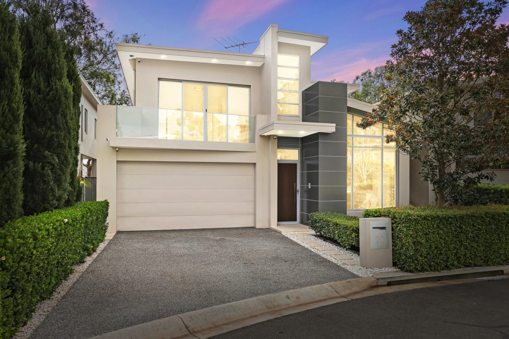 Sold - 10 The Pointe - New Property in Bella Vista - Real Estate by Maree McCrorie