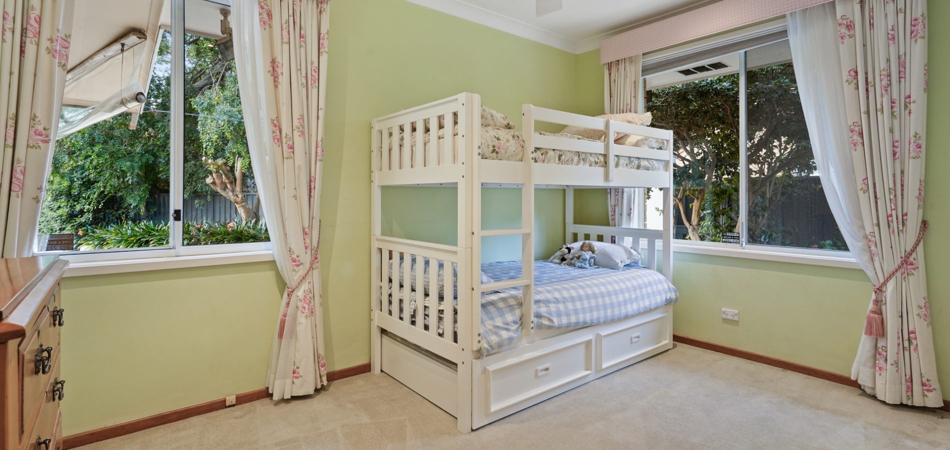 Sold - 7 Serina Avenue - New Property in Castle Hill - Real Estate by Peter Pokorny