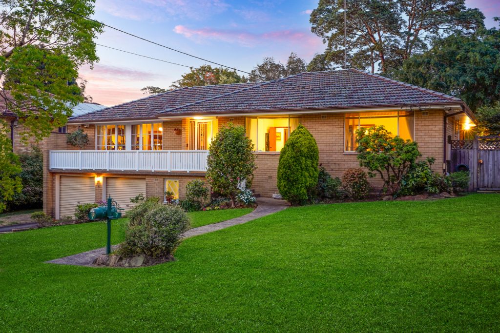 Sold - 7 Serina Avenue - New Property in Castle Hill - Real Estate by Peter Pokorny