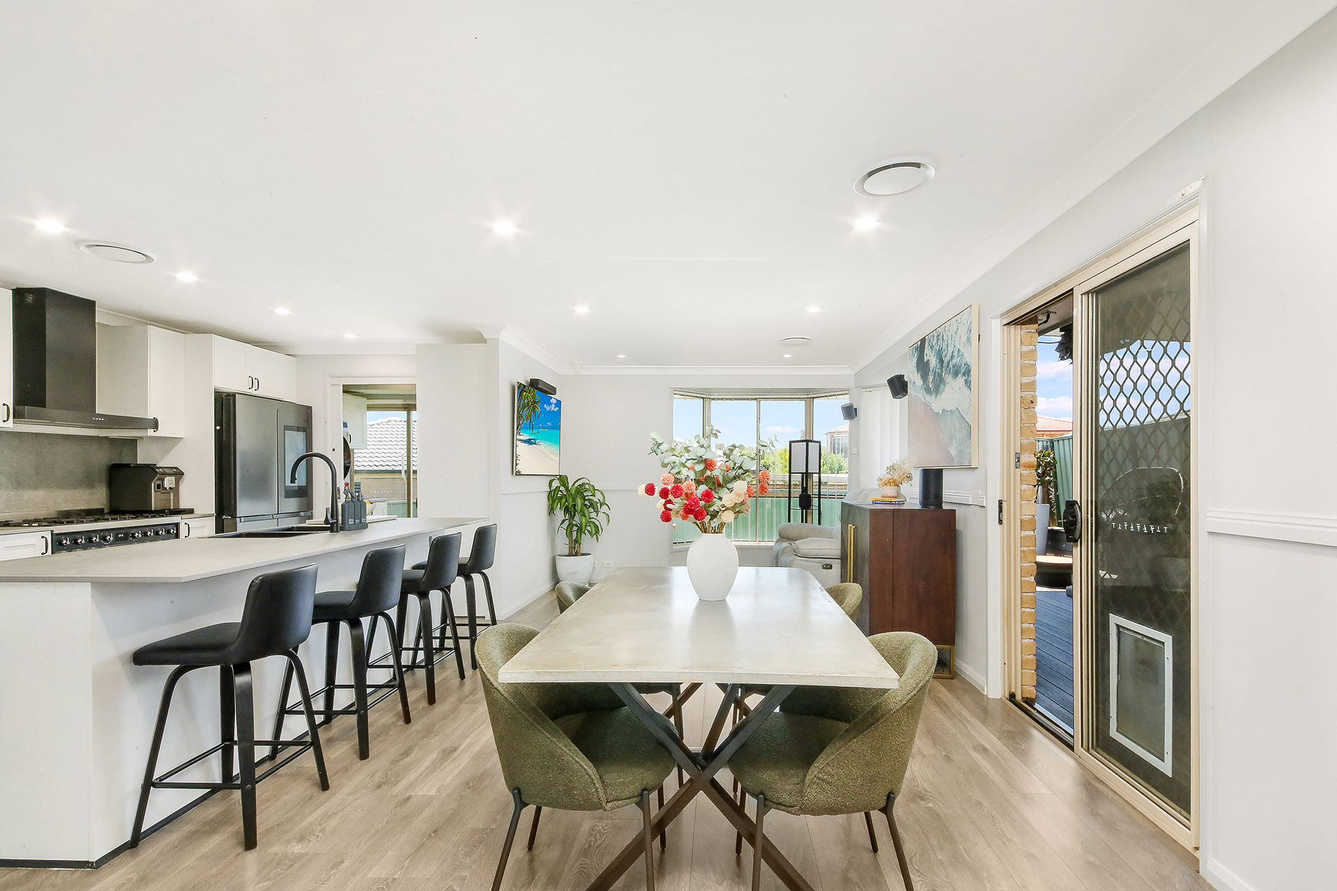 Sold - 25 Jirramba Court - New Property in Glenmore Park - Real Estate by Team Aaron X Rowan