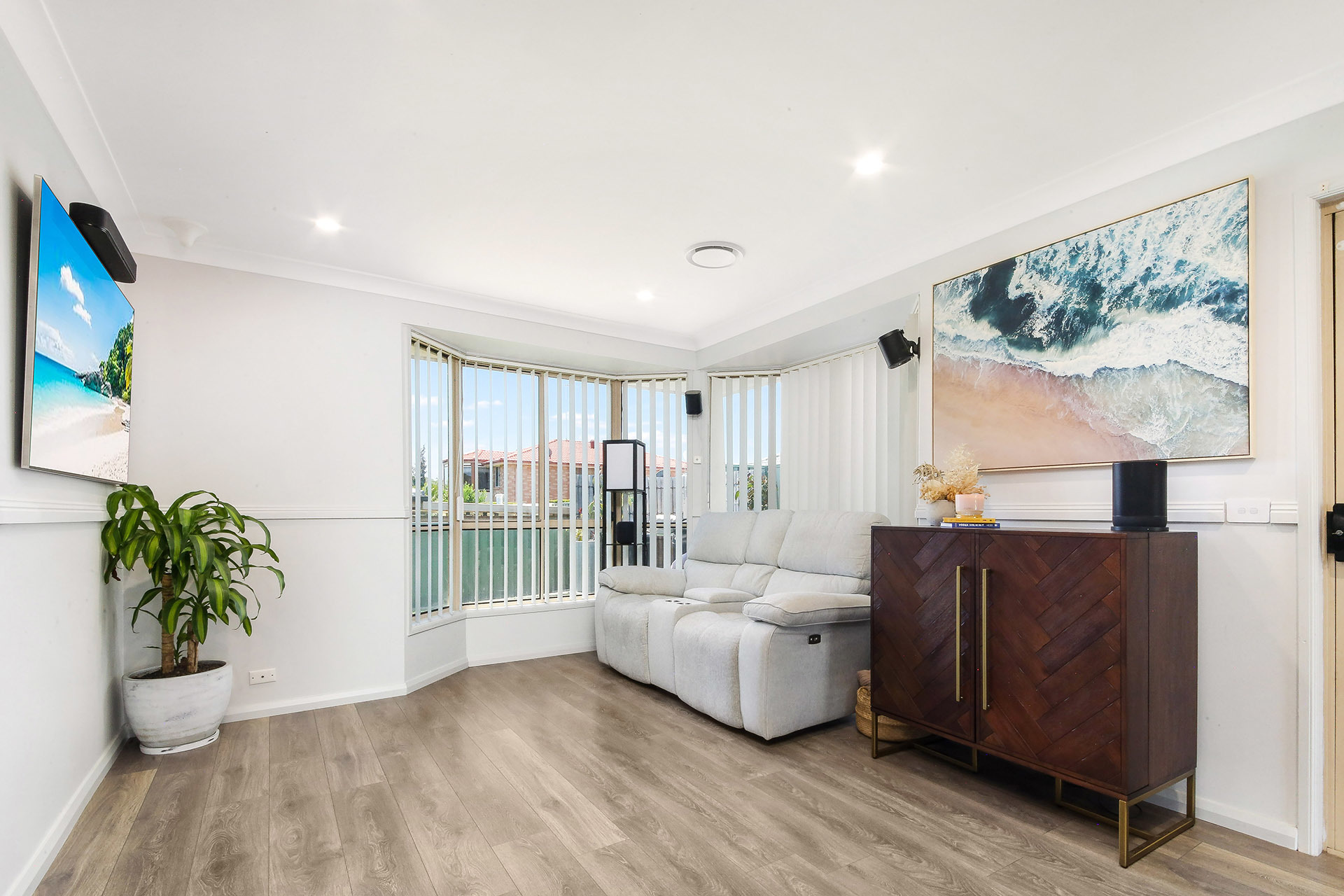 Sold - 25 Jirramba Court - New Property in Glenmore Park - Real Estate by Team Aaron X Rowan