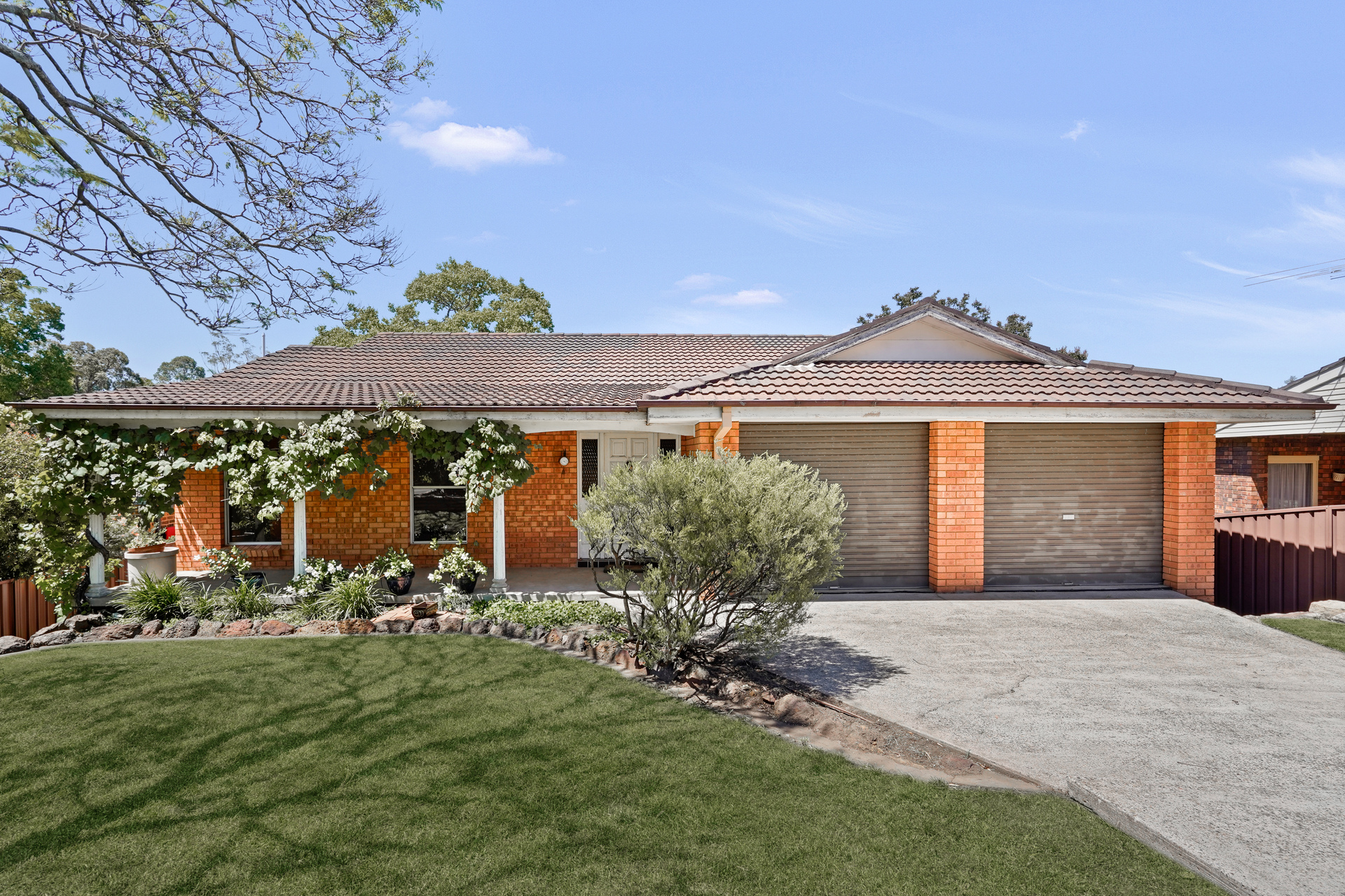 Sold - 21 Holburn Crescent - New Property in Kings Langley - Real Estate by Kim McChlery