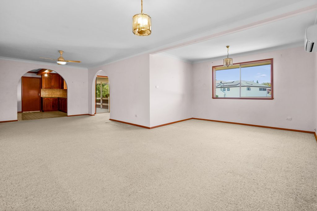 Sold - 21 Holburn Crescent - New Property in Kings Langley - Real Estate by Kim McChlery
