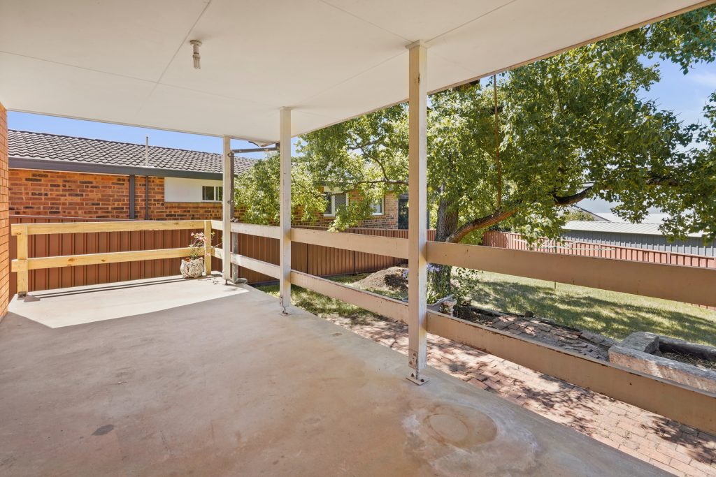 Sold - 21 Holburn Crescent - New Property in Kings Langley - Real Estate by Kim McChlery