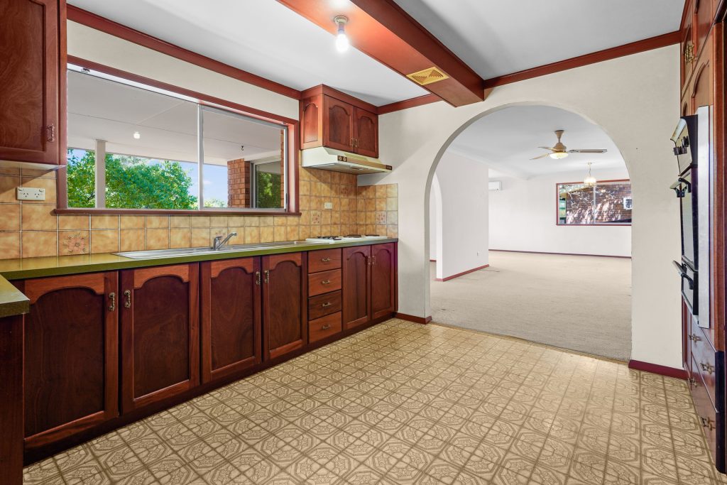 Sold - 21 Holburn Crescent - New Property in Kings Langley - Real Estate by Kim McChlery