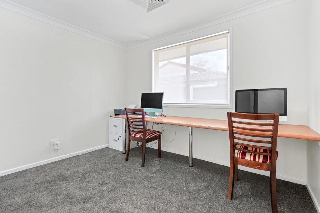 Sold - 26 Exeter Grove - New Property in Kings Langley - Real Estate by Kim McChlery
