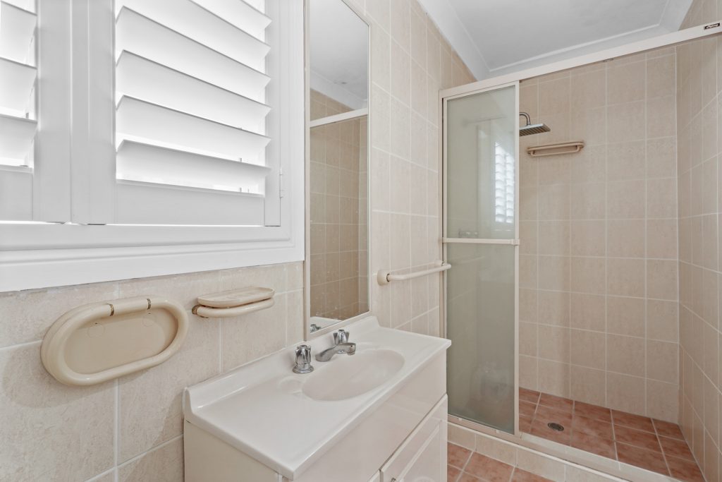 Sold - 192 James Cook Drive - New Property in Kings Langley - Real Estate by Kim McChlery