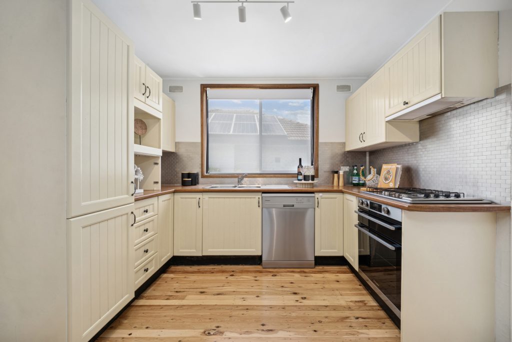 Sold - 44 Anne Avenue - New Property in Seven Hills - Real Estate by Joel Hollings