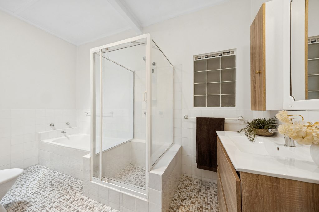 Sold - 44 Anne Avenue - New Property in Seven Hills - Real Estate by Joel Hollings