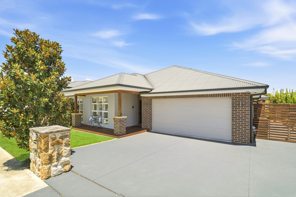 Sold - 22 Mowbray Circuit - New Property in North Kellyville - Real Estate by Stephen Lord