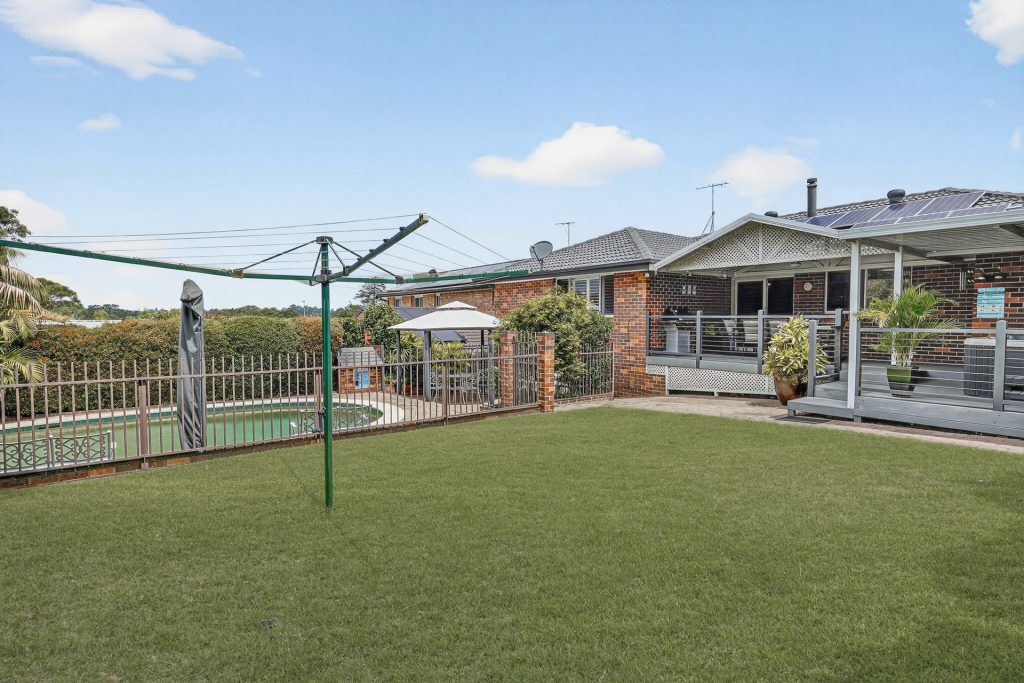 Sold - 12 Deptford Avenue - New Property in Kings Langley - Real Estate by Kim McChlery