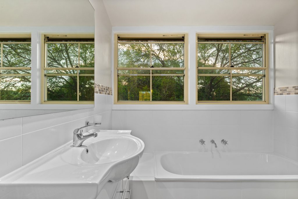 Sold - 4 Freemans Lane - New Property in Middle Dural - Real Estate by Louis Stapleton