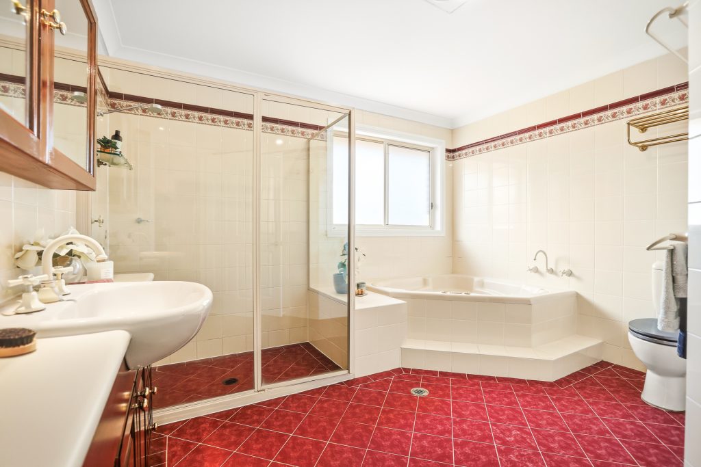 Sold - 106 Bella Vista Drive - New Property in Bella Vista - Real Estate by Maree McCrorie