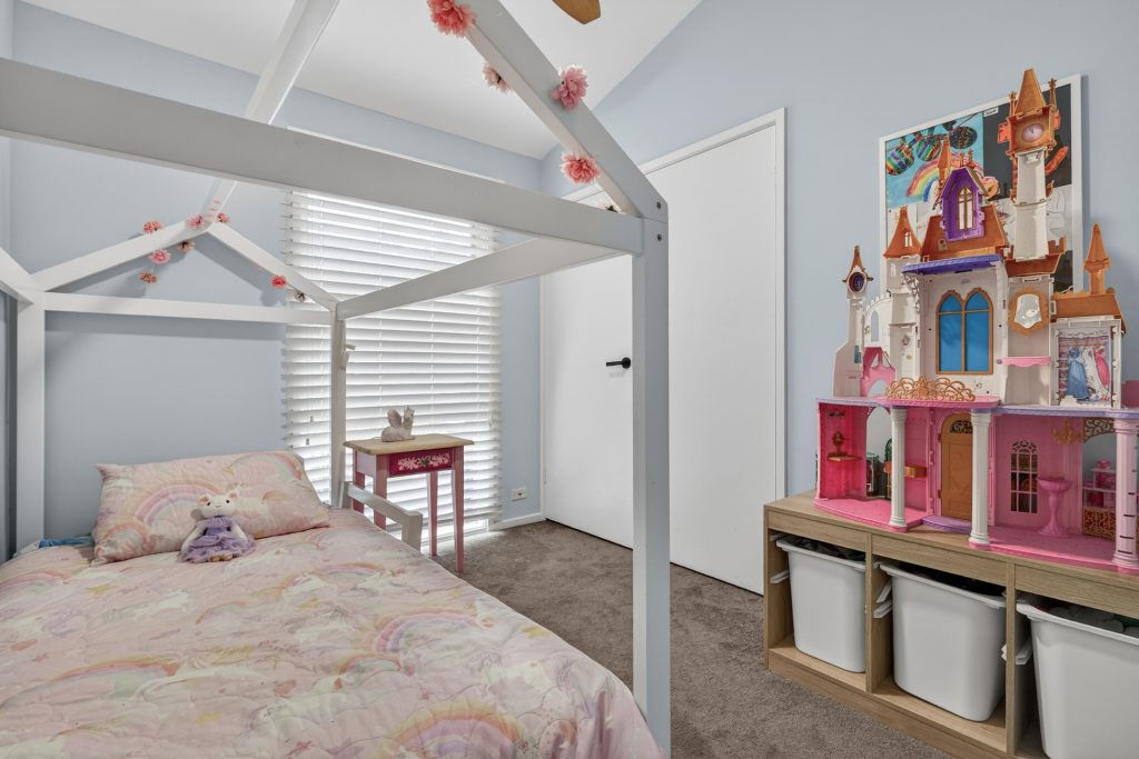 Sold - 24 Whitby Road - New Property in Kings Langley - Real Estate by Kim McChlery