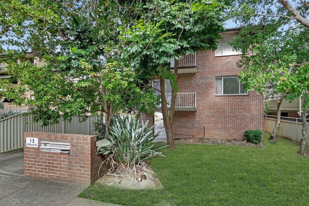 1/13 Alfred Street, Westmead
