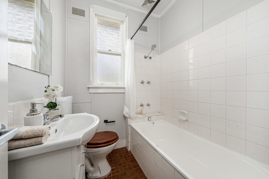 Sold - 4 Laurel Place - New Property in Lalor Park - Real Estate by Peter Sutherland
