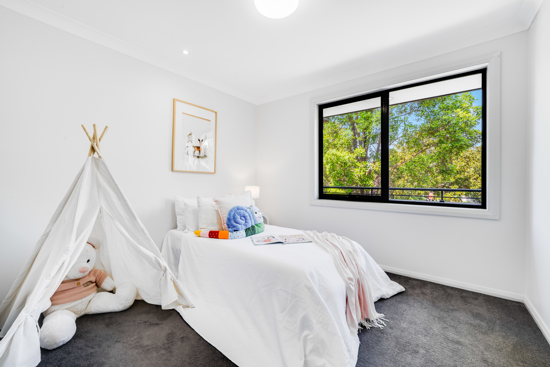 Sold - 7 Rochdale Circuit - New Property in Stanhope Gardens - Real Estate by Corie Sciberras