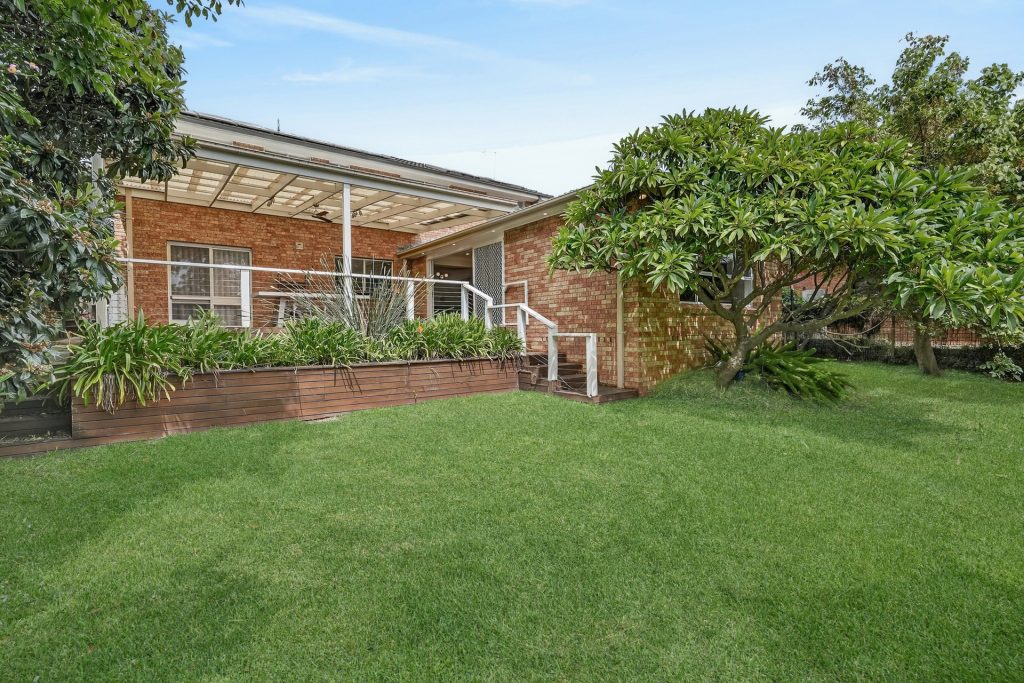 Sold - 7 Davies Court - New Property in Baulkham Hills - Real Estate by Arthur Kolovos