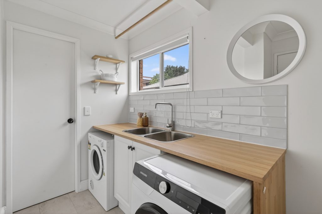 Sold - 7 Davies Court - New Property in Baulkham Hills - Real Estate by Arthur Kolovos