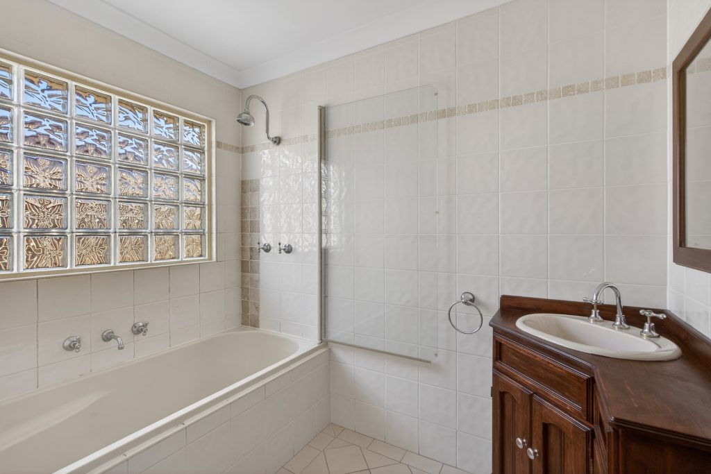 Sold - 6 Fiaschi Place - New Property in South Windsor - Real Estate by Seb Saggu