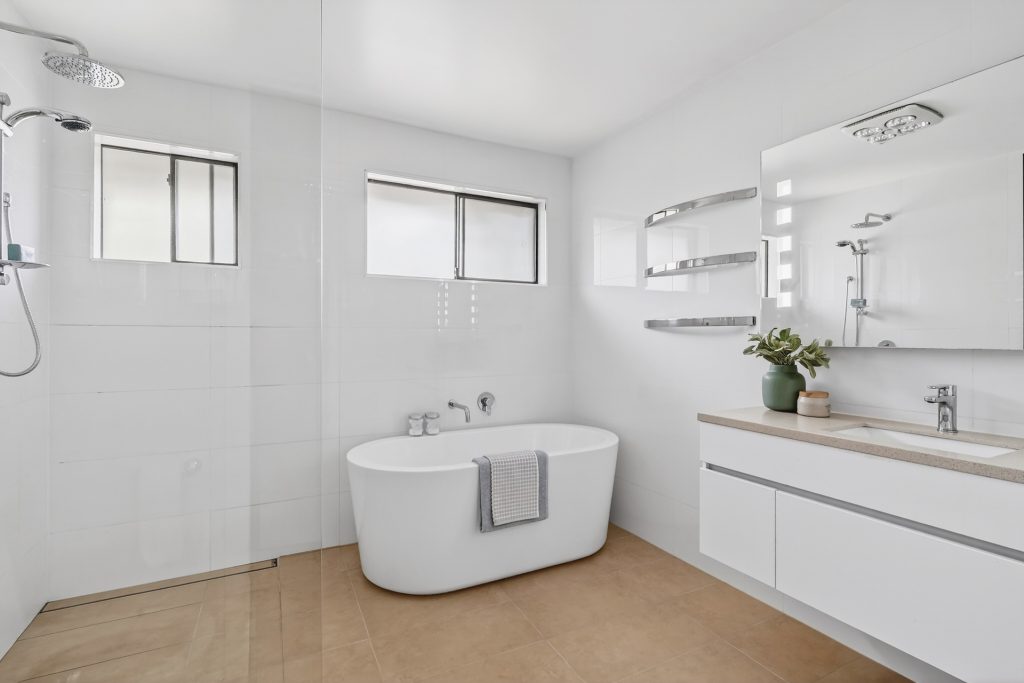 Sold - 43 Deptford Avenue - New Property in Kings Langley - Real Estate by Kim McChlery