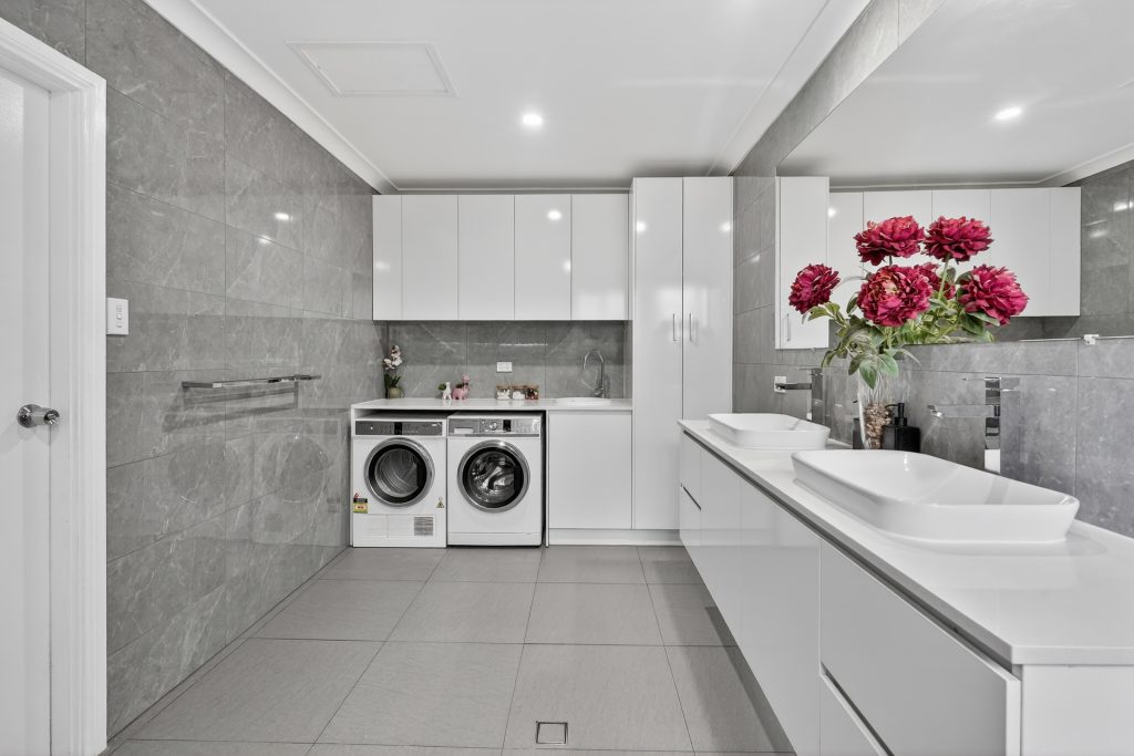 Sold - 52 Monaro Street - New Property in Seven Hills - Real Estate by Monique Layoun