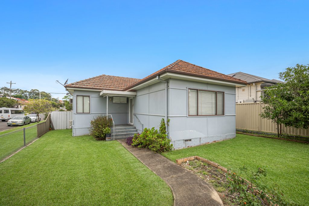 Sold - 63 Pendle Way - New Property in Pendle Hill - Real Estate by Tariq Jameel