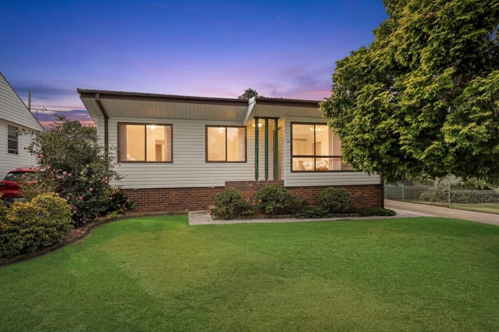 15 Burke Road, Lalor Park