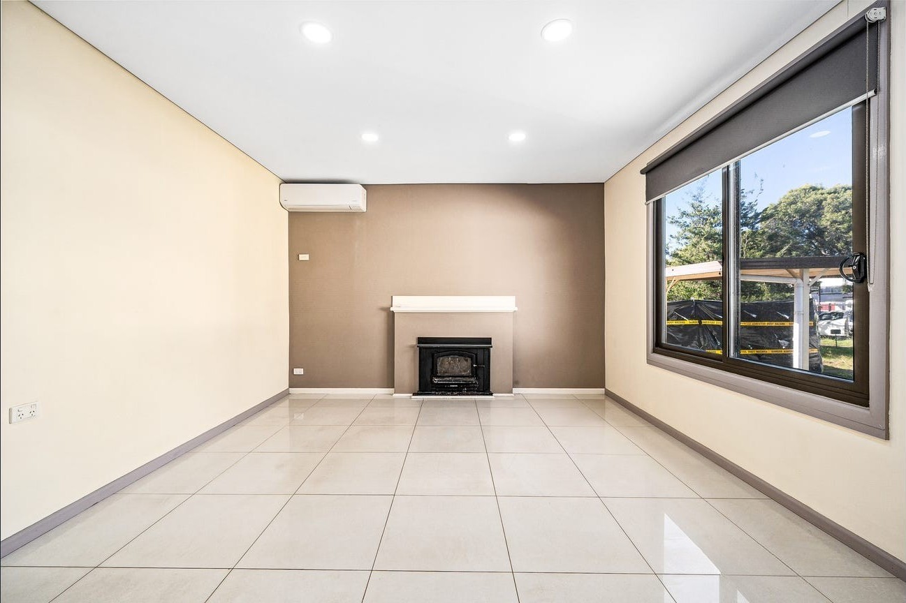 For Sale - 105 Mileham Street - New Property in South Windsor - Real Estate by Yuri Cattaneo