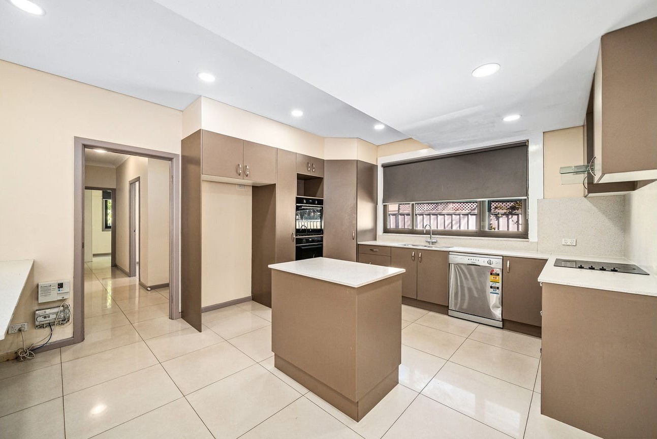 For Sale - 105 Mileham Street - New Property in South Windsor - Real Estate by Yuri Cattaneo