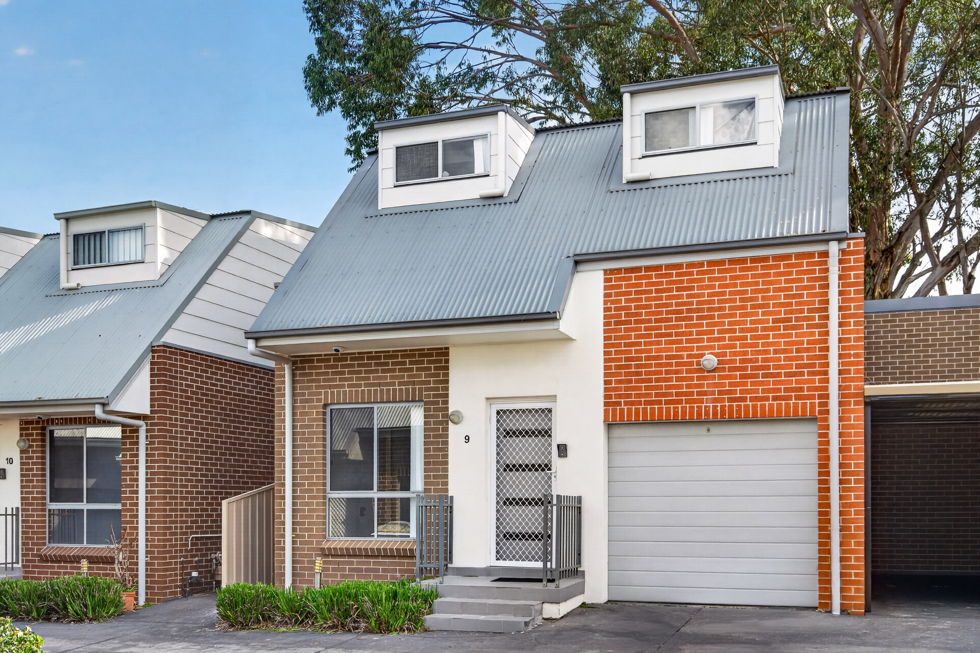 Auction - 9/166 Targo Road - New Property in Girraween - Real Estate by Amit Nayak