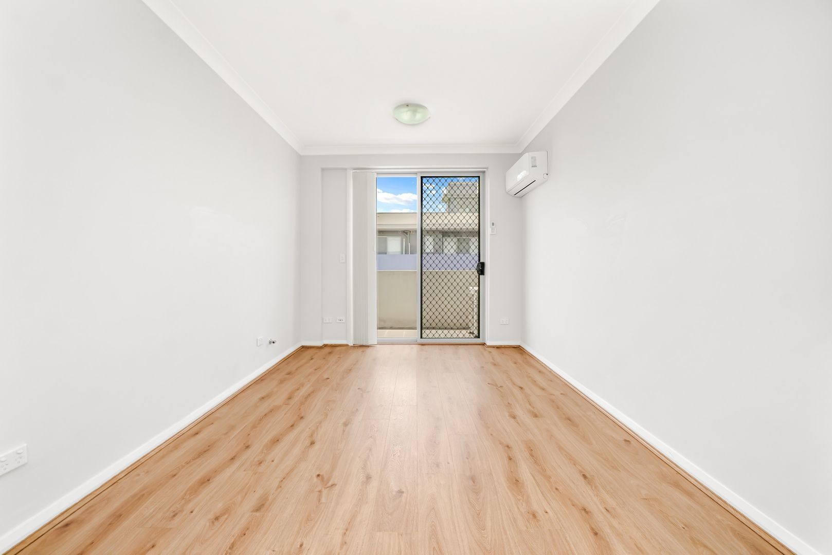 For Rent - 409/8c Myrtle Street - New Property in Prospect - Real Estate by Rayan Tirmzey